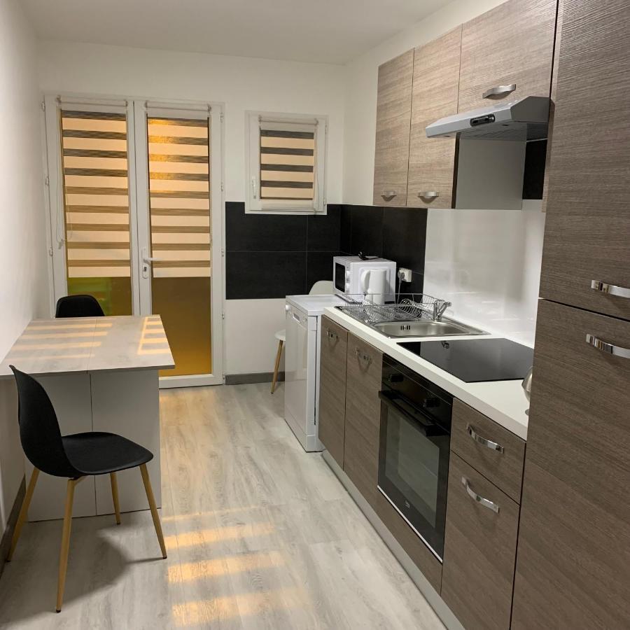 Appartement 4 Personnes Emplacement Ideal Proche Des 24H Et Gare Le Mans Luaran gambar