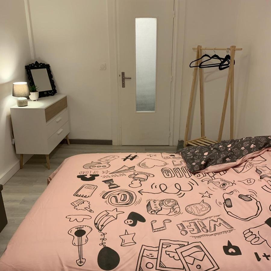 Appartement 4 Personnes Emplacement Ideal Proche Des 24H Et Gare Le Mans Luaran gambar