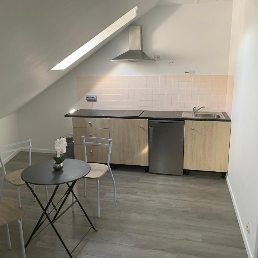 Appartement 4 Personnes Emplacement Ideal Proche Des 24H Et Gare Le Mans Luaran gambar